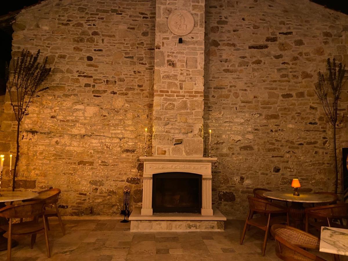 Dionysos 1789 Boutique Hotel Foça Dış mekan fotoğraf
