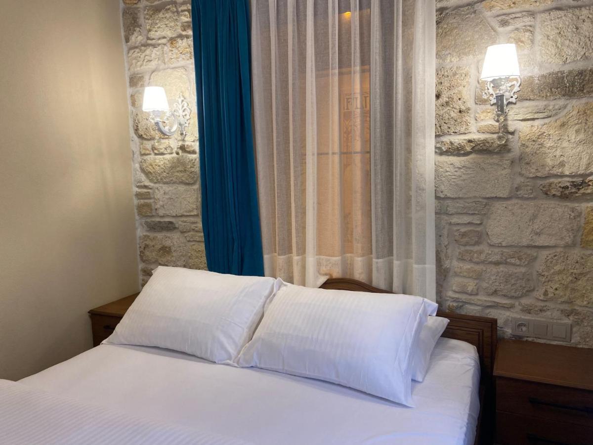 Dionysos 1789 Boutique Hotel Foça Dış mekan fotoğraf