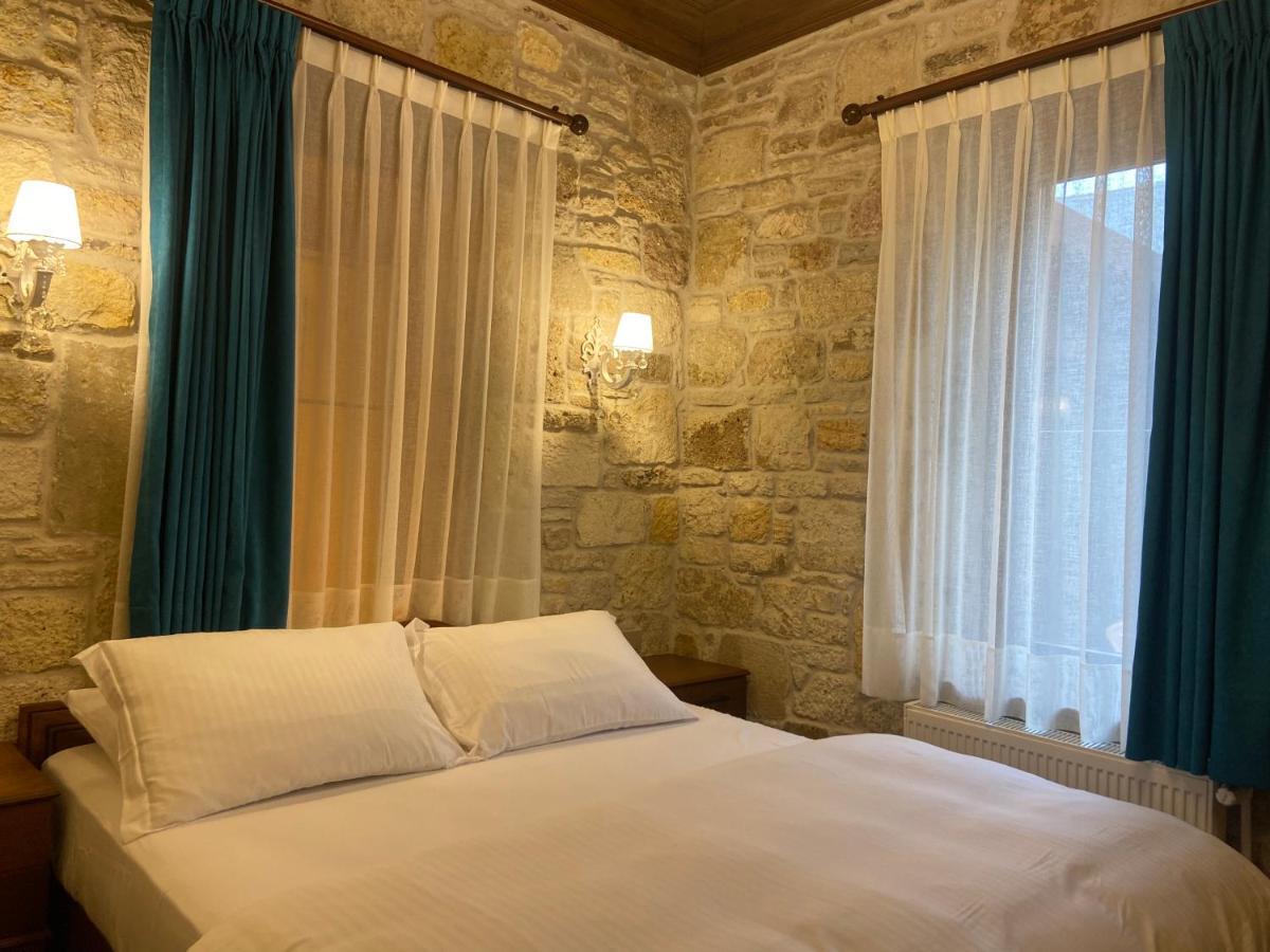 Dionysos 1789 Boutique Hotel Foça Dış mekan fotoğraf