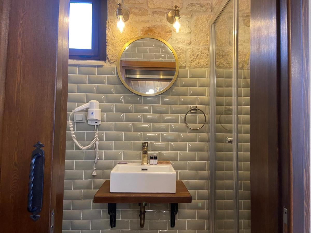 Dionysos 1789 Boutique Hotel Foça Dış mekan fotoğraf