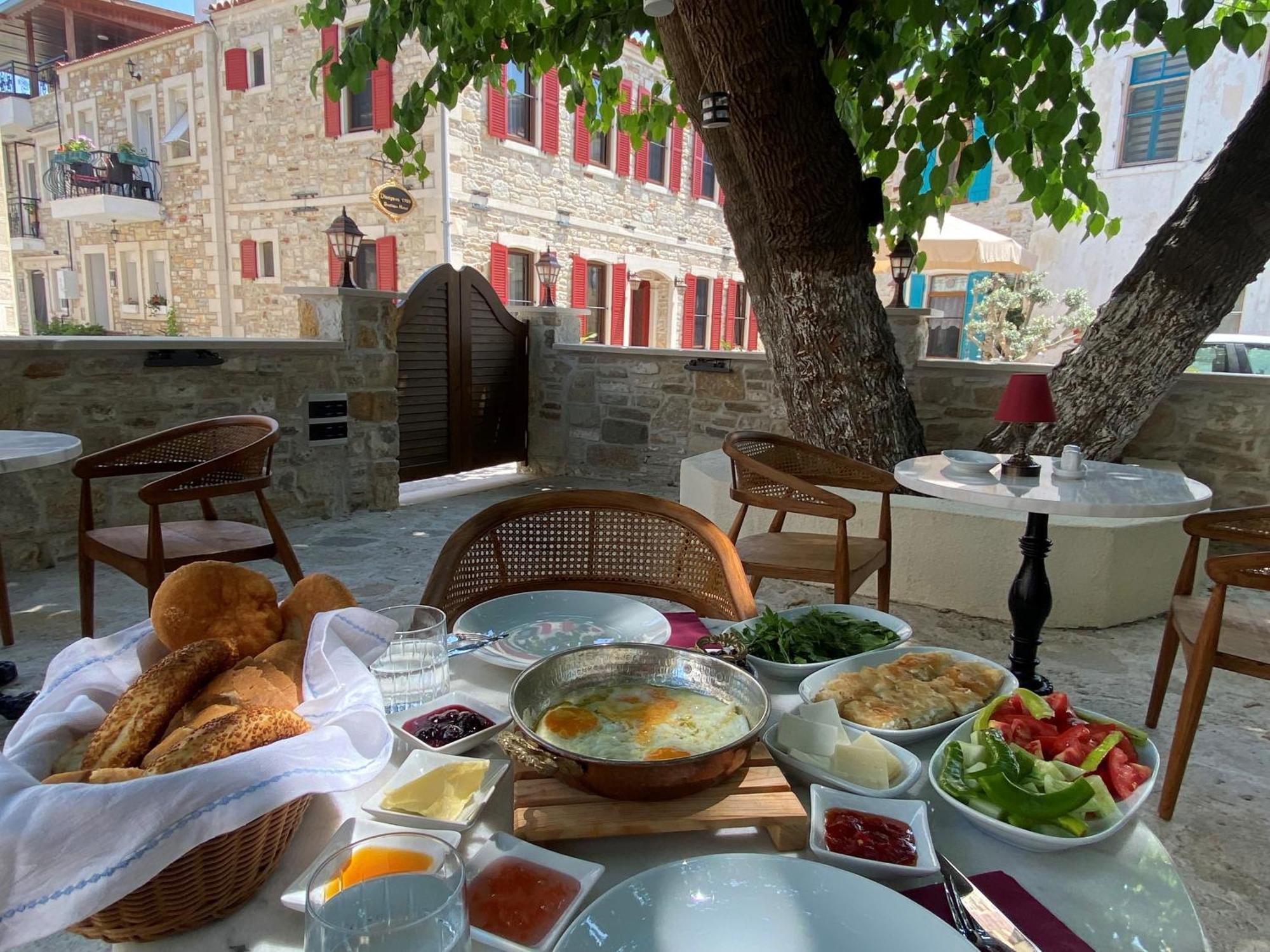 Dionysos 1789 Boutique Hotel Foça Dış mekan fotoğraf